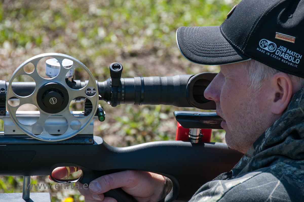 Andres Mikfelt, Weihrauch HW 97 KT, Hawke SideWinder 8-32x56